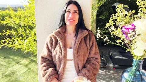 Ludivine & Other milfs - brunette, french, milf, tattoos, massage, amateur, couch, big tits, cumshot